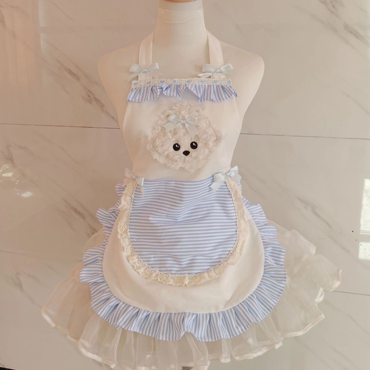 Kitchen Baking Must Haves - 1pc かわいいストライプエプロンプリンセススタイルホームエプロンルーズレースデザートショップ漫画エプロン必須のベーキングキッチンアクセサリー