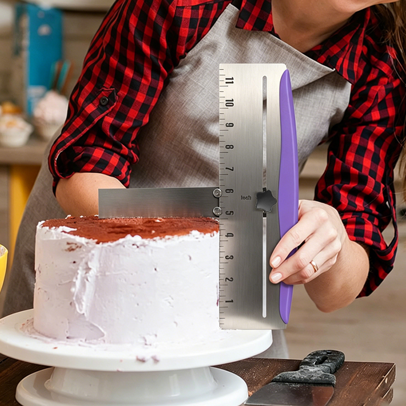 Kitchen Baking Corner - ステンレス製ケーキスクレーパー アイシングスムーザー 高さ調節可能 クリスプコーナー ケーキコームスムーザー プロ仕様キッチンベーキングツール