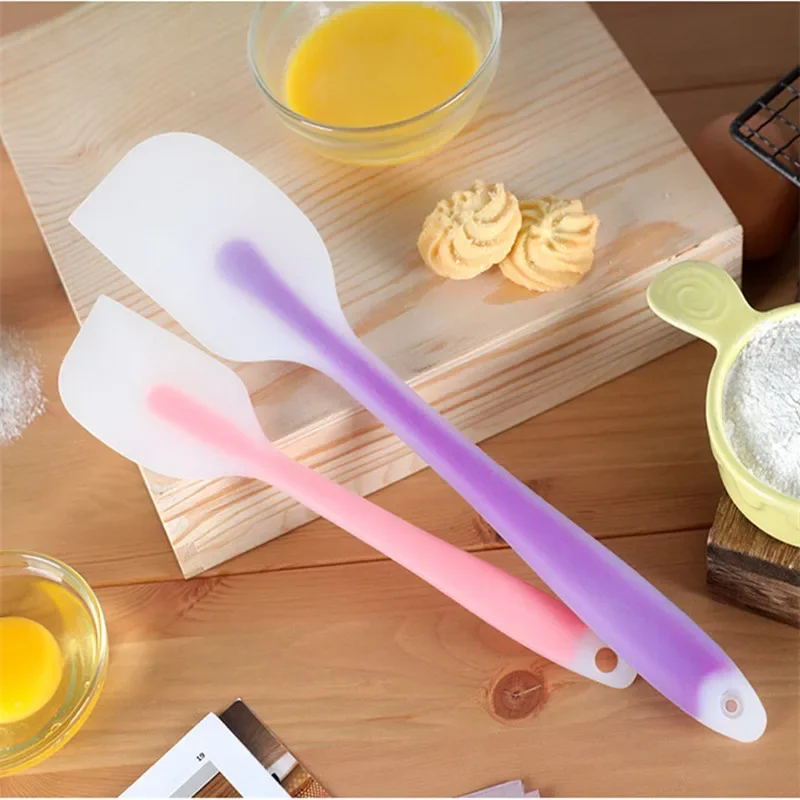 2 サイズのシリコンスクレーパー、耐熱性、ノンスティック、柔 - Kitchen Baking Must Haves のレビューと価格