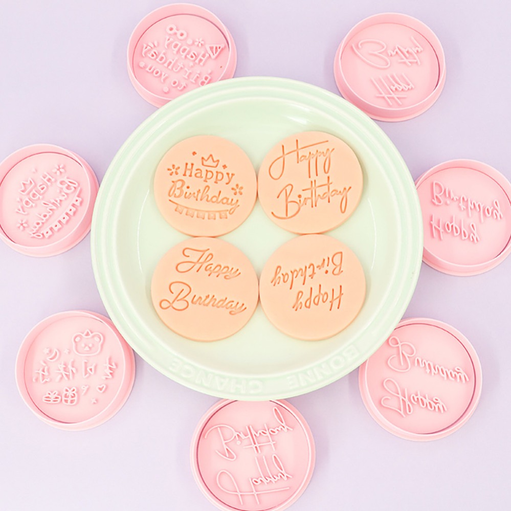 ハッピーバースデー クッキーカッター ビスケット型抜き キッ - Kitchen Baking Utensil のレビューと価格