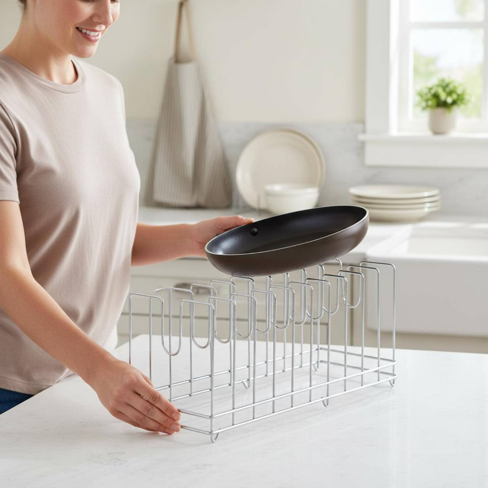 ピザパンラック省スペースベーキングトレイホルダー鍋蓋スタンド - Kitchen Baking Pan Storage のレビューと価格